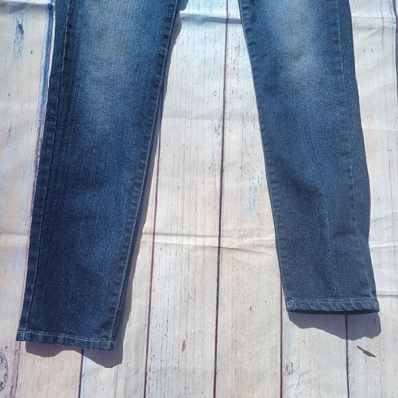 V.I.P. JEANS Women's Denim Juniors Mid Rise Regular Fit Blue Stone Wash - Picture 3 of 15